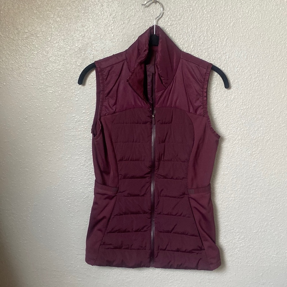 Lululemon Down For It All Vest Size 6